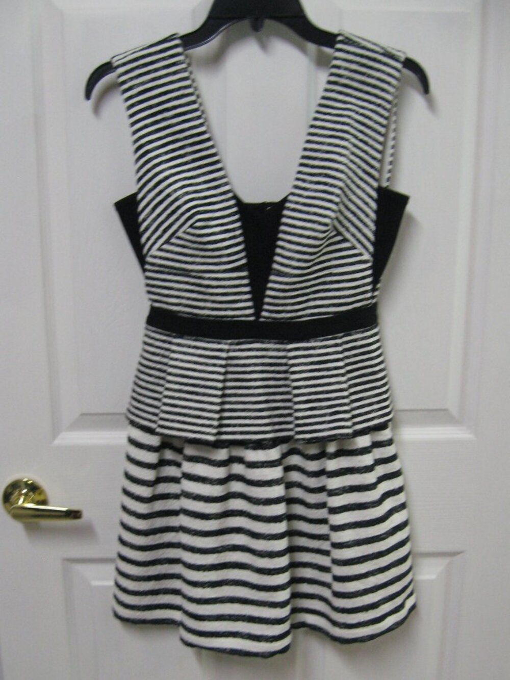 BCBGMAXAZRIA Black and Off White 'Piper' Dress Size 0